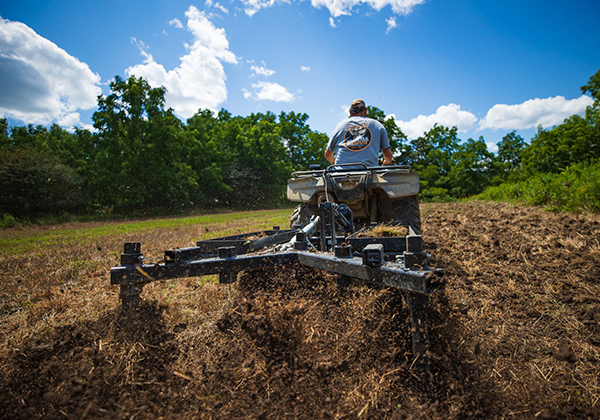 GREYWOLF Cultivators Cultipackers and Chisel Plows